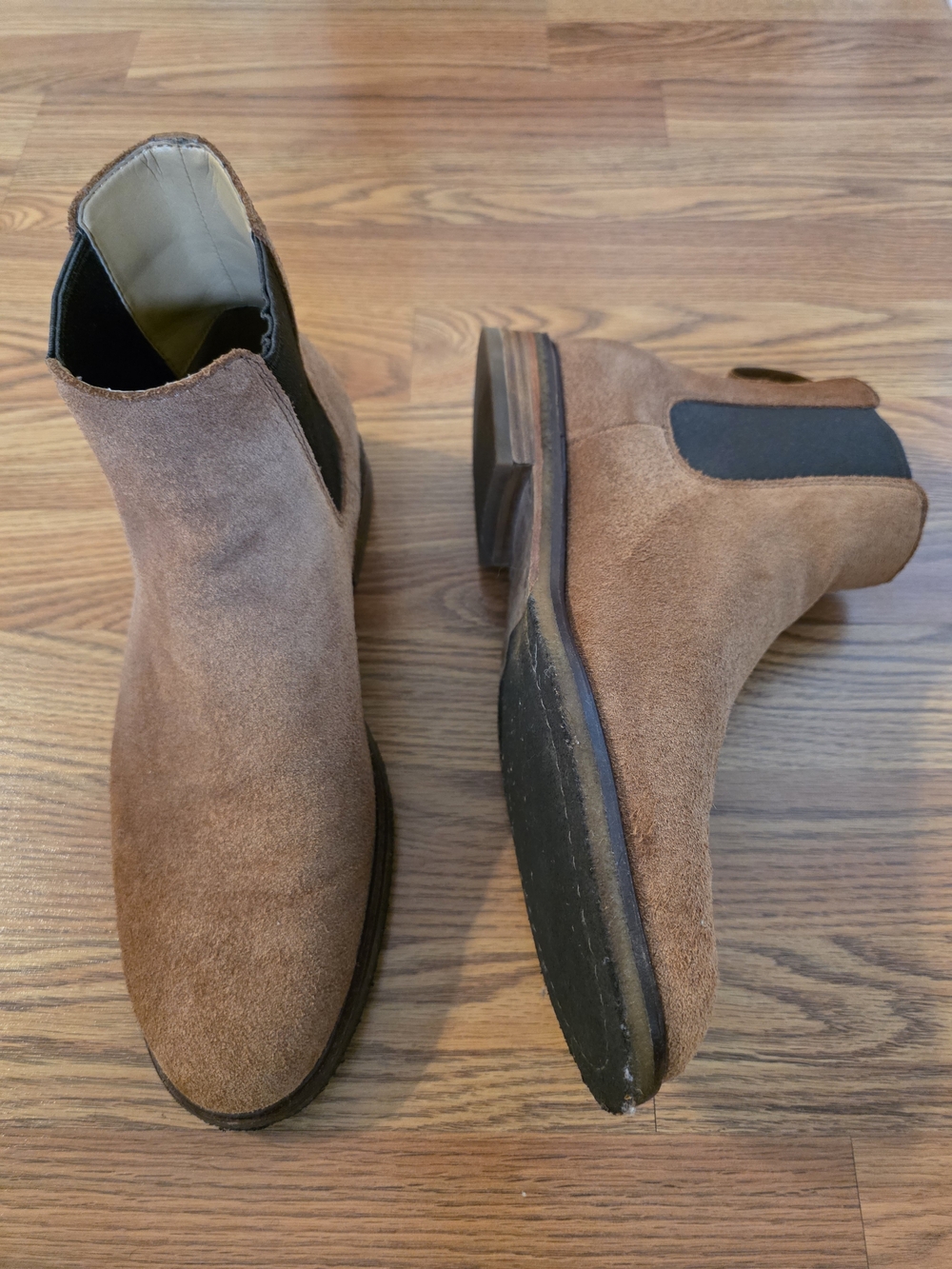Clarks Men's Suede Chelsea Boots in Brown